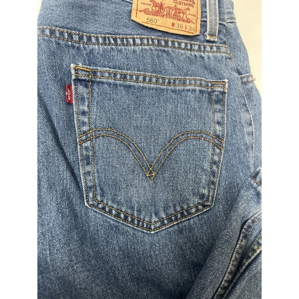 Levi's Jeans Mens Blue Med Wash 560 Comfort Fit Tapered Leg Size 36x34